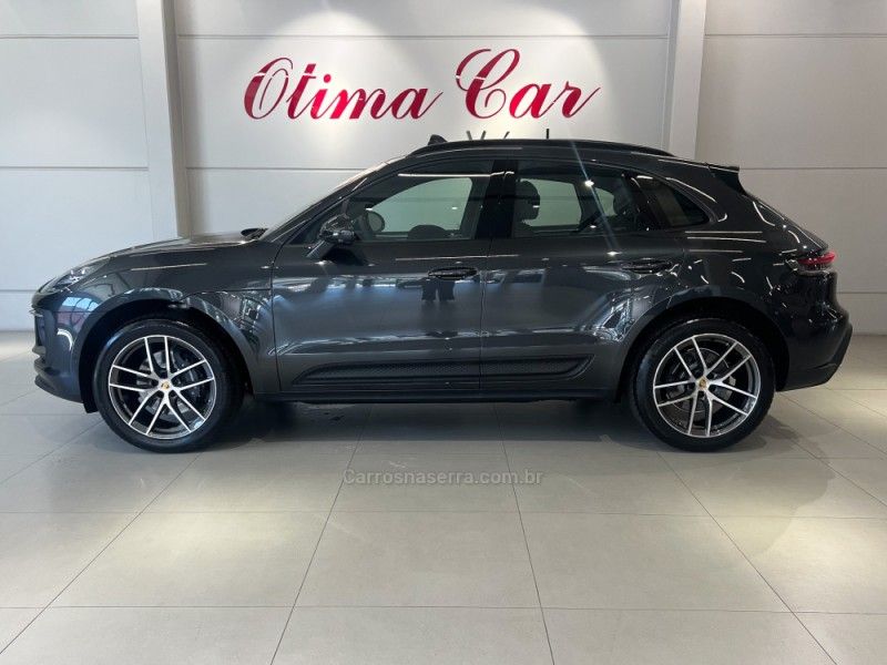 PORSCHE MACAN 2.0 16V 2024/2025 ÓTIMA CAR FLORES DA CUNHA / Carros no Vale