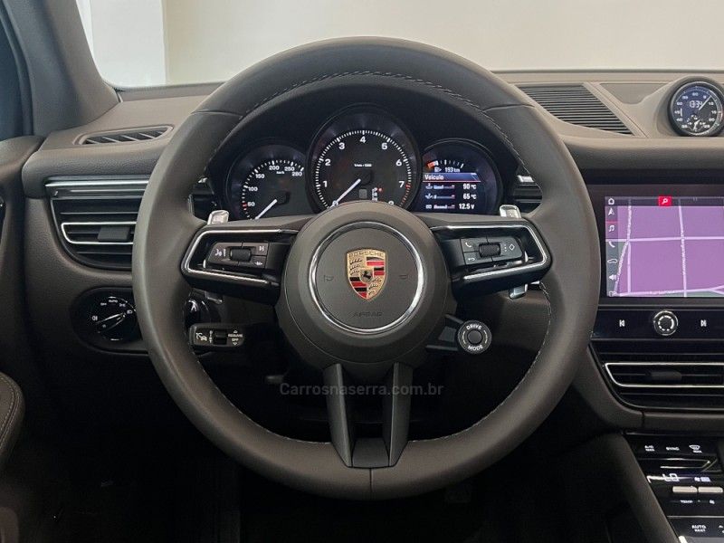 PORSCHE MACAN 2.0 16V 2024/2025 ÓTIMA CAR FLORES DA CUNHA / Carros no Vale