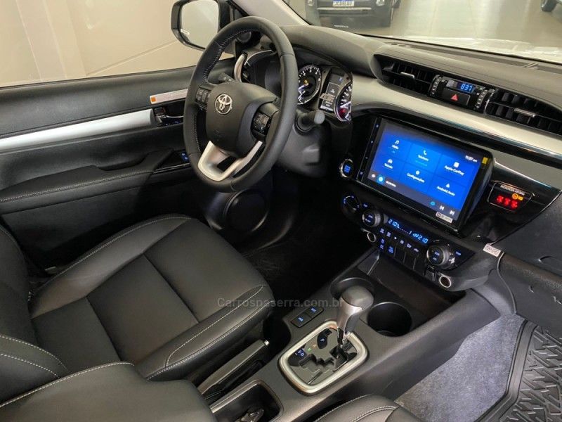 TOYOTA HILUX 2.8 SRV 4X4 CD 16V 2025/2025 ÓTIMA CAR FLORES DA CUNHA / Carros no Vale