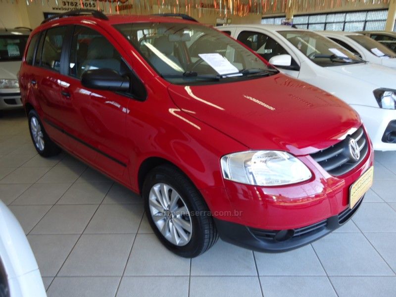 VOLKSWAGEN SPACEFOX 1.6 MSI TRENDLINE 8V 2010/2010 BOURSCHEID CARROS E MOTOS SANTA CLARA DO SUL / Carros no Vale