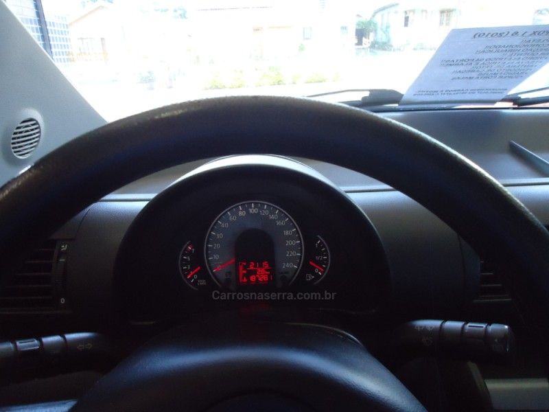 VOLKSWAGEN SPACEFOX 1.6 MSI TRENDLINE 8V 2010/2010 BOURSCHEID CARROS E MOTOS SANTA CLARA DO SUL / Carros no Vale