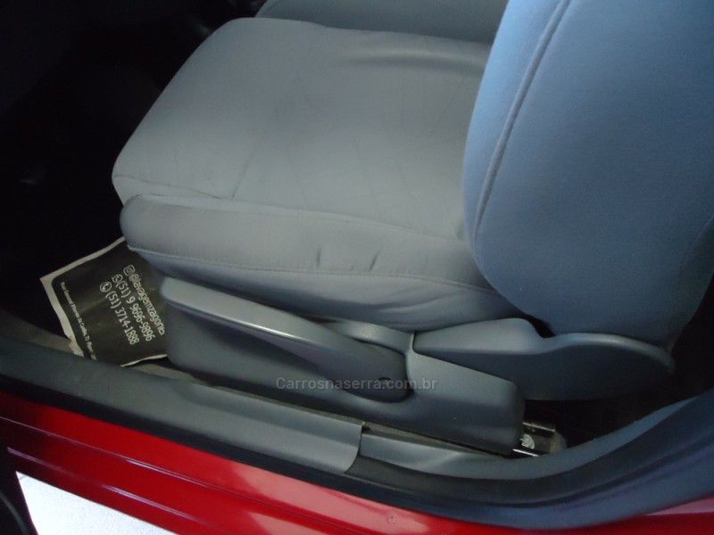 VOLKSWAGEN SPACEFOX 1.6 MSI TRENDLINE 8V 2010/2010 BOURSCHEID CARROS E MOTOS SANTA CLARA DO SUL / Carros no Vale