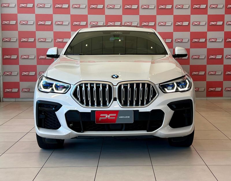 BMW X6 XDRIVE 40i M Sport 3.0 Bi-Turbo 2022/2023 PC VEÍCULOS SANTA CRUZ DO SUL / Carros no Vale