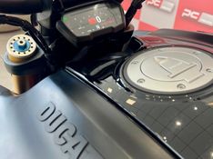 DUCATI DIAVEL 1260 S 2021/2021 PC VEÍCULOS SANTA CRUZ DO SUL / Carros no Vale