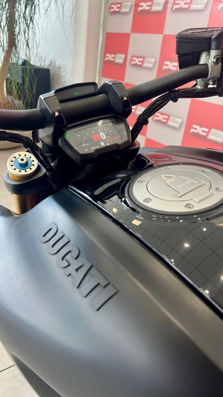 DUCATI DIAVEL 1260 S 2021/2021 PC VEÍCULOS SANTA CRUZ DO SUL / Carros no Vale