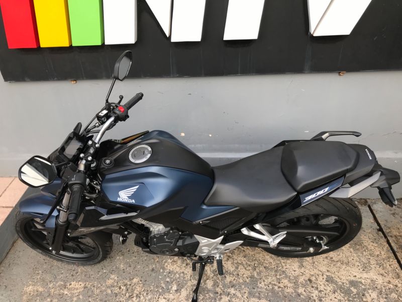 Honda Motos Cb 300f Twister Abs 2025/2025 NECO TOLATI VEÍCULOS VENÂNCIO AIRES / Carros no Vale