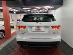 Jaguar F-Pace 2.0 Prestige 180cv 2016/2017 CIRNE AUTOMÓVEIS SANTA MARIA / Carros no Vale