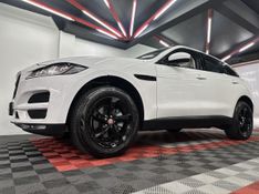 Jaguar F-Pace 2.0 Prestige 180cv 2016/2017 CIRNE AUTOMÓVEIS SANTA MARIA / Carros no Vale