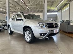 Renault DUSTER Dynamique 2.0 16V 2015/2016 CIRNE AUTOMÓVEIS SANTA MARIA / Carros no Vale