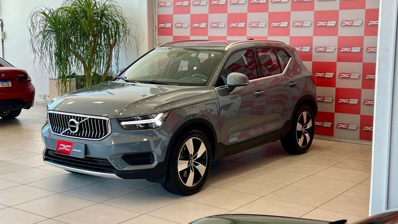 Volvo XC 40 T-5 INSC EXPRE 1.5 FWD (Híbrido) 2021/2022 PC VEÍCULOS SANTA CRUZ DO SUL / Carros no Vale