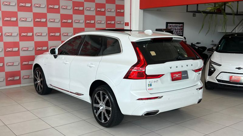Volvo XC 60 T-8 INSCRIPTION 2.0 (Híbrido) 2019/2020 PC VEÍCULOS SANTA CRUZ DO SUL / Carros no Vale