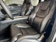 Volvo XC 60 T-8 INSCRIPTION 2.0 (Híbrido) 2019/2020 PC VEÍCULOS SANTA CRUZ DO SUL / Carros no Vale