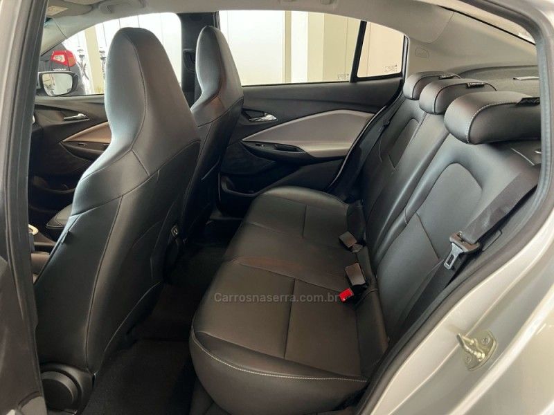 CHEVROLET ONIX 1.0PREMIER PLUS 12V TURBO 2020/2020 CIMIRRO AUTOMÓVEIS TAQUARA / Carros no Vale