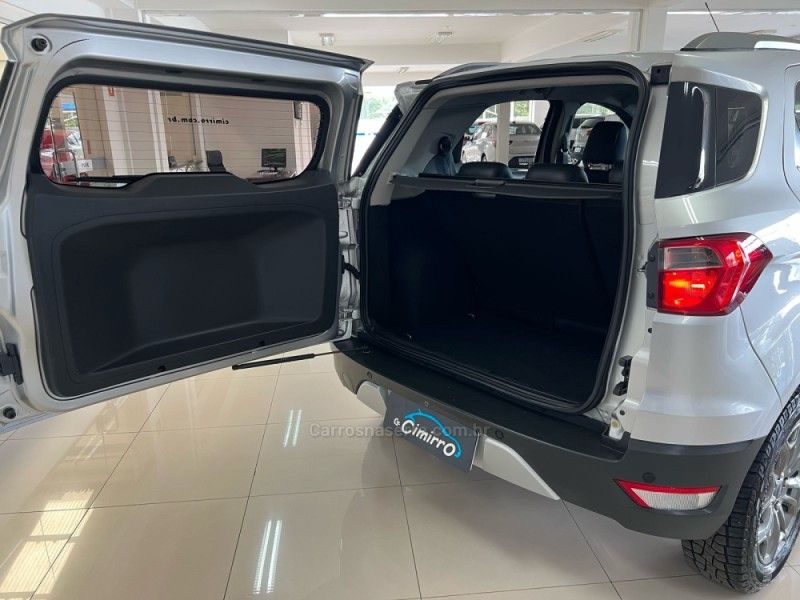 FORD ECOSPORT 1.6 FREESTYLE 16V 2015/2016 CIMIRRO AUTOMÓVEIS TAQUARA / Carros no Vale