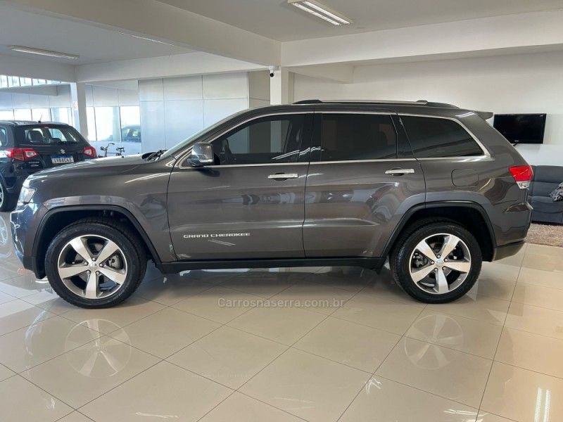 JEEP GRAND CHEROKEE 3.0 LIMITED 4X4 V6 24V TURBO 2015/2015 CIMIRRO AUTOMÓVEIS TAQUARA / Carros no Vale
