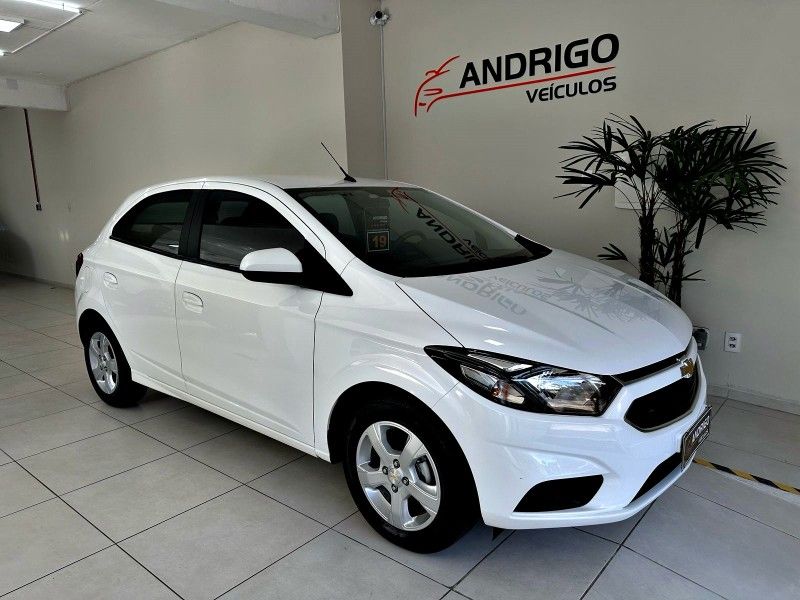 CHEVROLET ONIX 1.4 MPFI LT 8V 2019/2019 ANDRIGO VEÍCULOS CAXIAS DO SUL / Carros no Vale