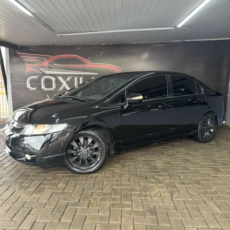 Honda CIVIC SEDAN LXL 2011/2011 SÉRGIO VEÍCULOS TEUTÔNIA / Carros no Vale