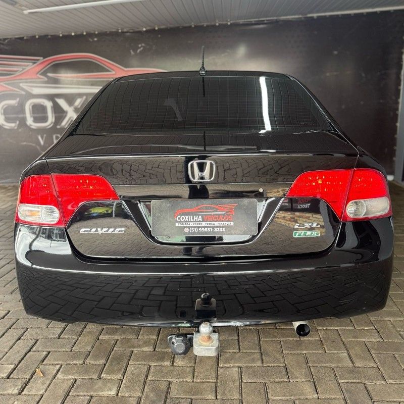 Honda CIVIC SEDAN LXL 2011/2011 SÉRGIO VEÍCULOS TEUTÔNIA / Carros no Vale