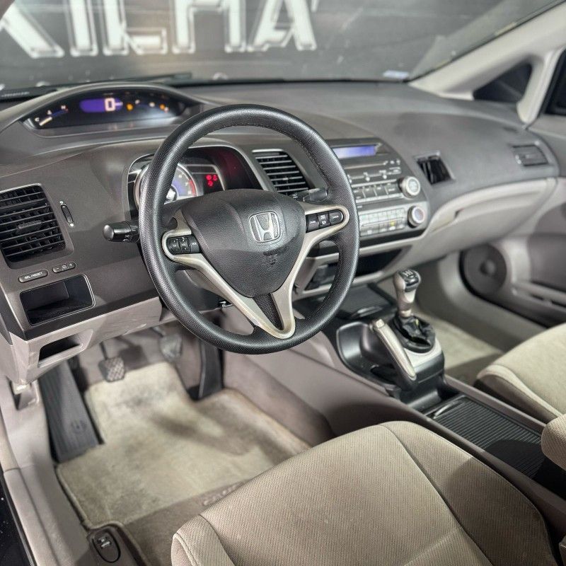 Honda CIVIC SEDAN LXL 2011/2011 SÉRGIO VEÍCULOS TEUTÔNIA / Carros no Vale