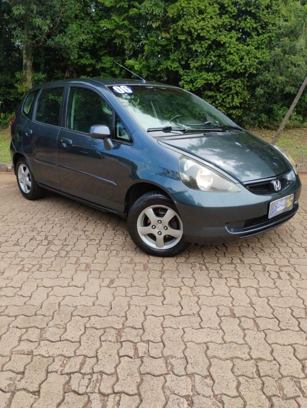 Honda FIT LXL 1.4 2006/2006 SÉRGIO VEÍCULOS TEUTÔNIA / Carros no Vale