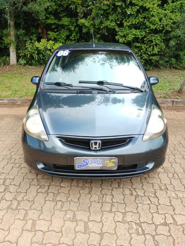 Honda FIT LXL 1.4 2006/2006 SÉRGIO VEÍCULOS TEUTÔNIA / Carros no Vale