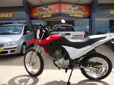 Honda Motos NXR 160 BROS 2017/2017 BOURSCHEID CARROS E MOTOS SANTA CLARA DO SUL / Carros no Vale