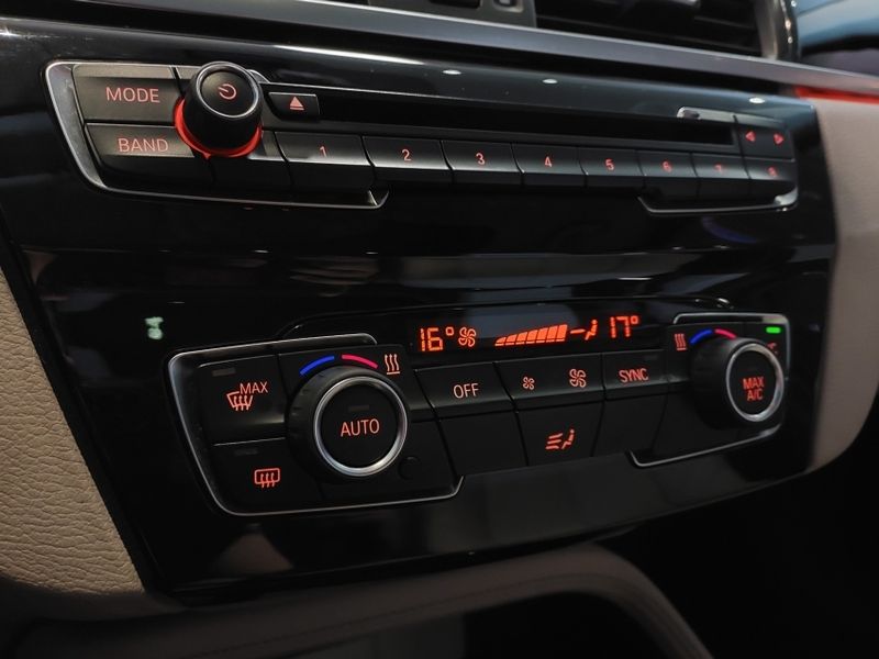 BMW X1 2.0 16V TURBO ACTIVEFLEX SDRIVE20I 4P AUTOMÁTICO 2018/2019 BETIOLO NOVOS E SEMINOVOS LAJEADO / Carros no Vale