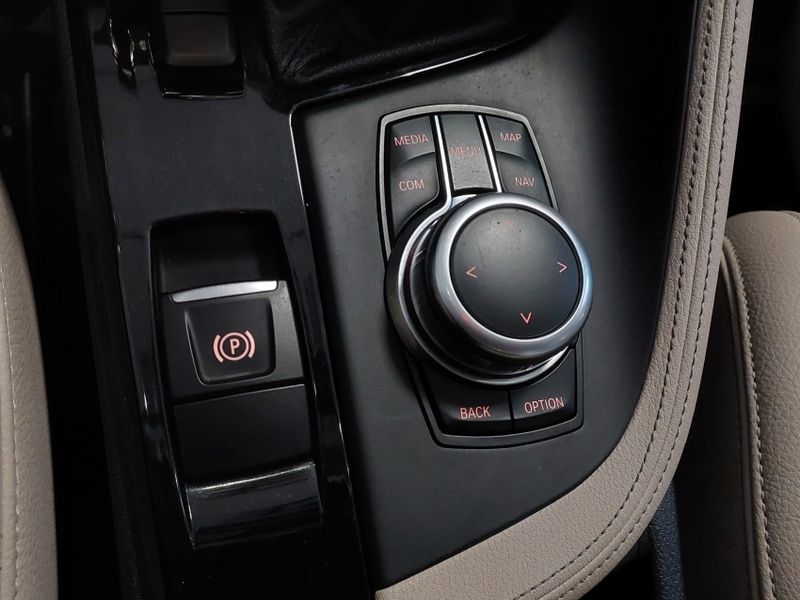 BMW X1 2.0 16V TURBO ACTIVEFLEX SDRIVE20I 4P AUTOMÁTICO 2018/2019 BETIOLO NOVOS E SEMINOVOS LAJEADO / Carros no Vale