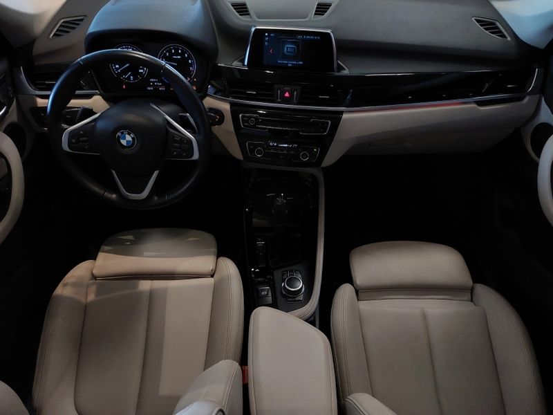 BMW X1 2.0 16V TURBO ACTIVEFLEX SDRIVE20I 4P AUTOMÁTICO 2018/2019 BETIOLO NOVOS E SEMINOVOS LAJEADO / Carros no Vale