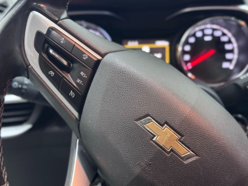 Chevrolet TRACKER 1.2 TURBO FLEX PREMIER AUTOMÁTICO 2022/2023 BETIOLO NOVOS E SEMINOVOS LAJEADO / Carros no Vale