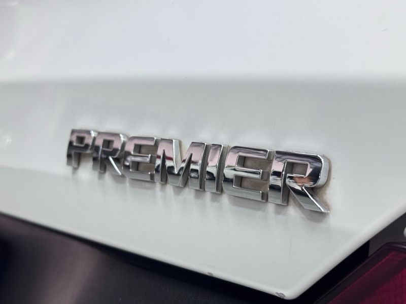 Chevrolet TRACKER 1.2 TURBO FLEX PREMIER AUTOMÁTICO 2022/2023 BETIOLO NOVOS E SEMINOVOS LAJEADO / Carros no Vale