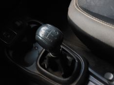 Fiat MOBI 1.0 EVO FLEX TREKKING MANUAL 2021/2022 BETIOLO NOVOS E SEMINOVOS LAJEADO / Carros no Vale
