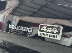 Fiat TORO 2.0 16V TURBO DIESEL VOLCANO 4WD AT9 2023/2024 BETIOLO NOVOS E SEMINOVOS LAJEADO / Carros no Vale