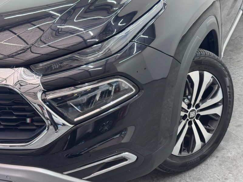 Fiat TORO 2.0 16V TURBO DIESEL VOLCANO 4WD AT9 2023/2024 BETIOLO NOVOS E SEMINOVOS LAJEADO / Carros no Vale
