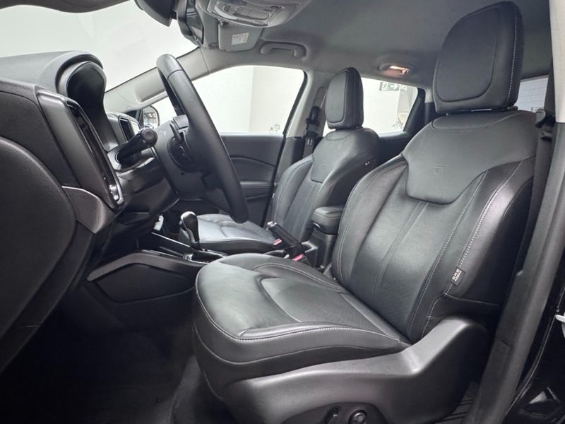 Fiat TORO 2.0 16V TURBO DIESEL VOLCANO 4WD AT9 2023/2024 BETIOLO NOVOS E SEMINOVOS LAJEADO / Carros no Vale