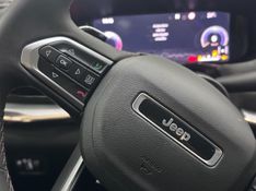 JEEP COMMANDER 2.0 TD380 TURBO DIESEL LIMITED AT9 2022/2023 BETIOLO NOVOS E SEMINOVOS LAJEADO / Carros no Vale