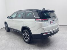 JEEP COMMANDER 2.0 TD380 TURBO DIESEL LIMITED AT9 2022/2023 BETIOLO NOVOS E SEMINOVOS LAJEADO / Carros no Vale