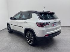 JEEP COMPASS 2.0 16V FLEX LIMITED AUTOMÁTICO 2020/2021 BETIOLO NOVOS E SEMINOVOS LAJEADO / Carros no Vale