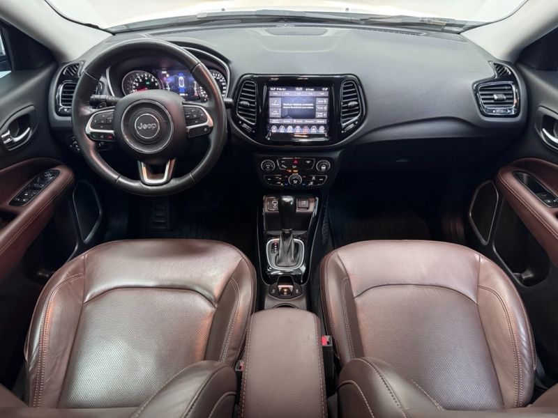 JEEP COMPASS 2.0 16V FLEX LIMITED AUTOMÁTICO 2020/2021 BETIOLO NOVOS E SEMINOVOS LAJEADO / Carros no Vale