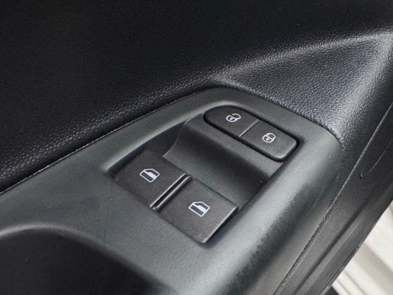 Volkswagen SAVEIRO 1.6 MSI ROBUST CS 16V FLEX 2P MANUAL 2024/2025 BETIOLO NOVOS E SEMINOVOS LAJEADO / Carros no Vale