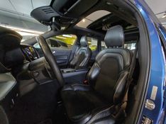 Volvo XC60 2.0 T5 GASOLINA R-DESIGN AWD GEARTRONIC 2017/2018 BETIOLO NOVOS E SEMINOVOS LAJEADO / Carros no Vale