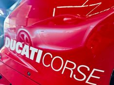 Ducati 1199 Panigale S R / APENAS 161 UNIDADES NO MUNDO 2013/2013 CASTELLAN E TOMAZONI MOTORS CAXIAS DO SUL / Carros no Vale