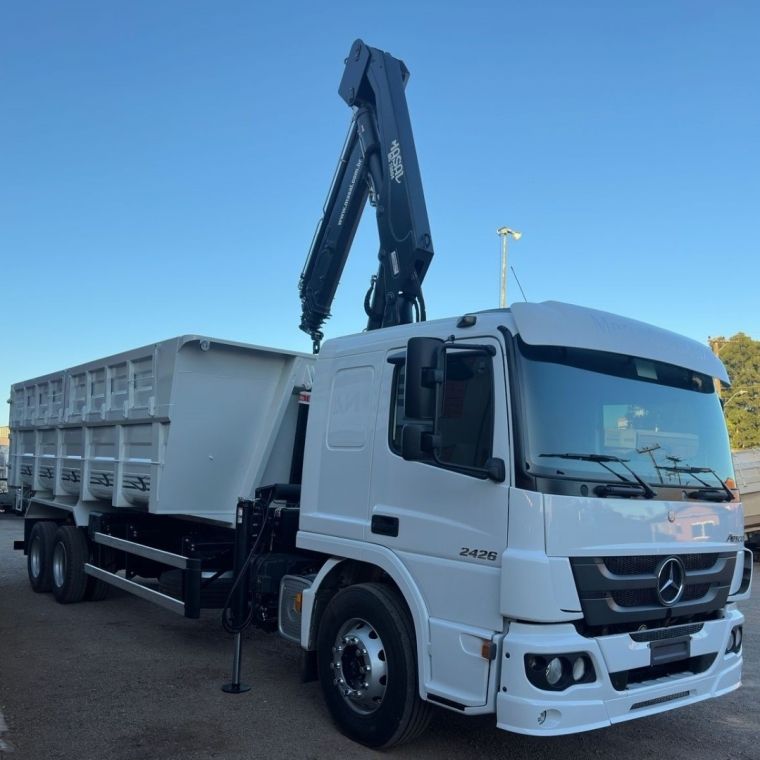 Mercedes-Benz Atego 2426 6×2 (E5) Caçamba 2020/2020 CAMINHÕES & CAMIONETAS PASSO FUNDO / Carros no Vale