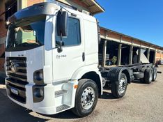 Volkswagen 24-280 CRM 8X2 24-280 E Constel 6×2 Graneleiro 2021/2022 CAMINHÕES & CAMIONETAS PASSO FUNDO / Carros no Vale