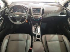 Chevrolet CRUZE 1.4 TURBO LT 16V FLEX 4P AUTOMÁTICO 2017/2018 ADVANT AUTOMÓVEIS CAXIAS DO SUL / Carros no Vale