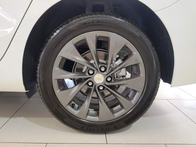 Chevrolet CRUZE 1.4 TURBO LT 16V FLEX 4P AUTOMÁTICO 2017/2018 ADVANT AUTOMÓVEIS CAXIAS DO SUL / Carros no Vale