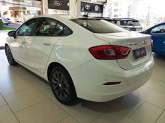 Chevrolet CRUZE 1.4 TURBO LT 16V FLEX 4P AUTOMÁTICO 2017/2018 ADVANT AUTOMÓVEIS CAXIAS DO SUL / Carros no Vale