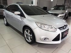 Ford FOCUS 2.0 SE PLUS SEDAN 16V FLEX 4P POWERSHIFT 2013/2014 ADVANT AUTOMÓVEIS CAXIAS DO SUL / Carros no Vale