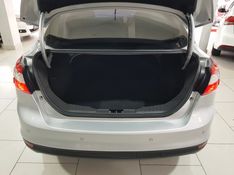 Ford FOCUS 2.0 SE PLUS SEDAN 16V FLEX 4P POWERSHIFT 2013/2014 ADVANT AUTOMÓVEIS CAXIAS DO SUL / Carros no Vale
