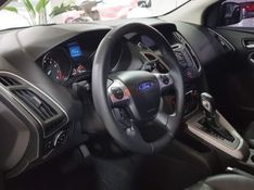 Ford FOCUS 2.0 SE PLUS SEDAN 16V FLEX 4P POWERSHIFT 2013/2014 ADVANT AUTOMÓVEIS CAXIAS DO SUL / Carros no Vale